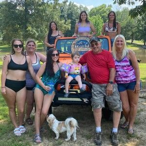 Meet your Posher, Debbie